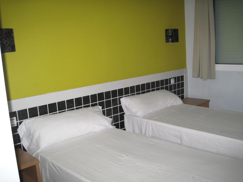 Hostal Ducal II Gandía Room photo